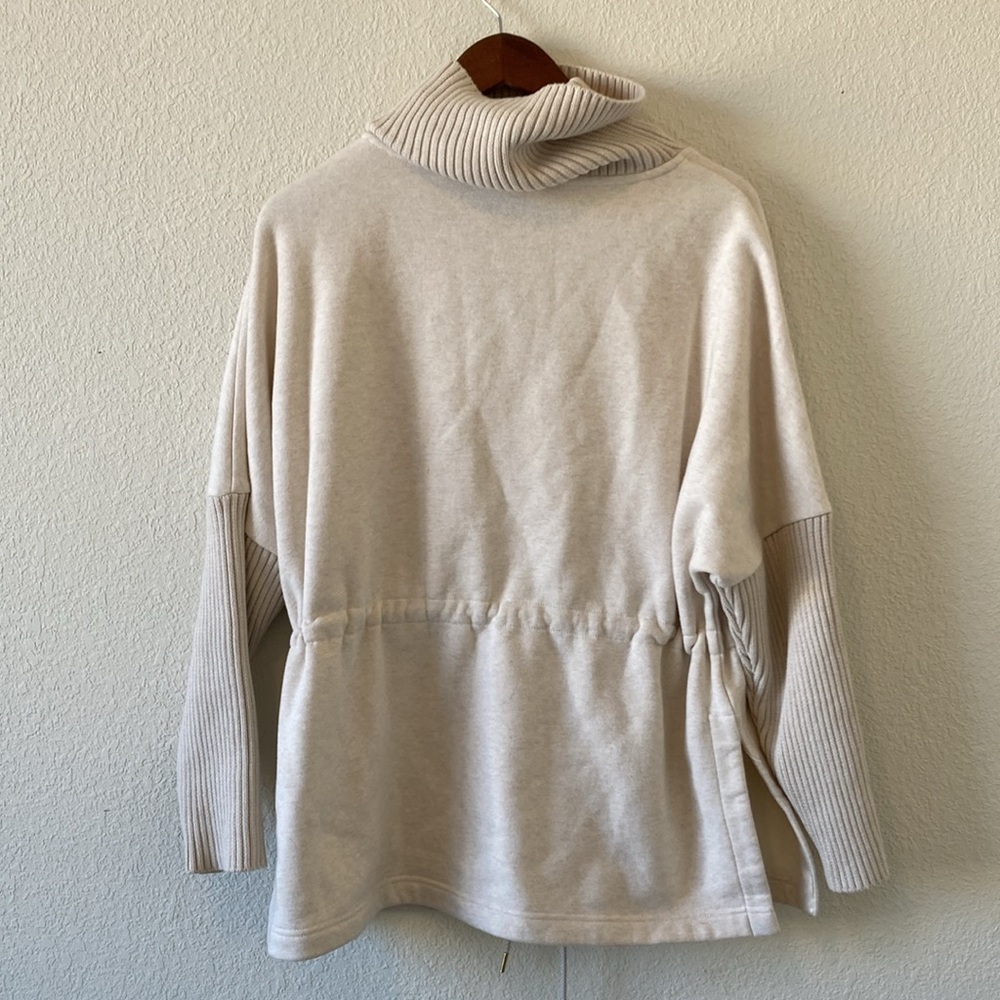 Varley Suffolk Longline Turtleneck Sweatshirt - Picture 6 of 8